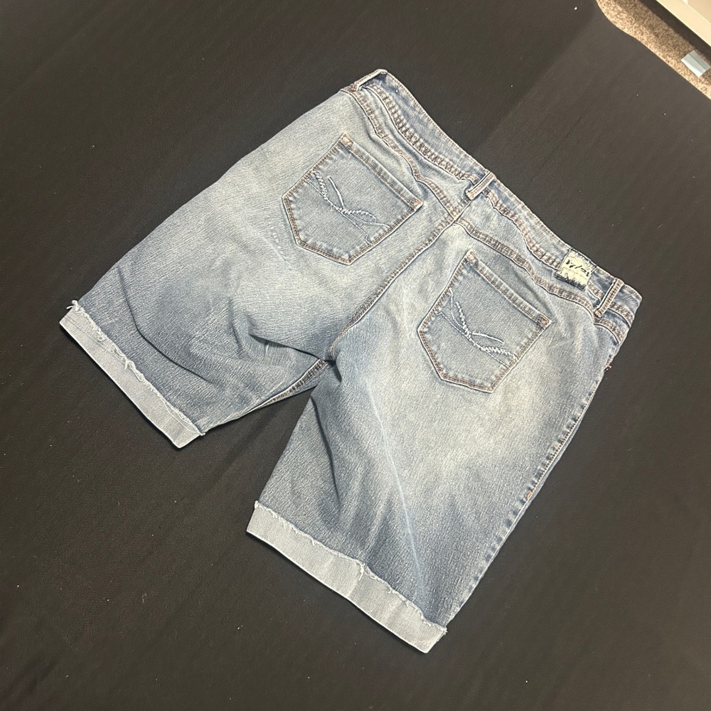 17/21 Exclusive Denim Womens Size 14 Bermuda Shorts Light Wash Cuffed Y2K